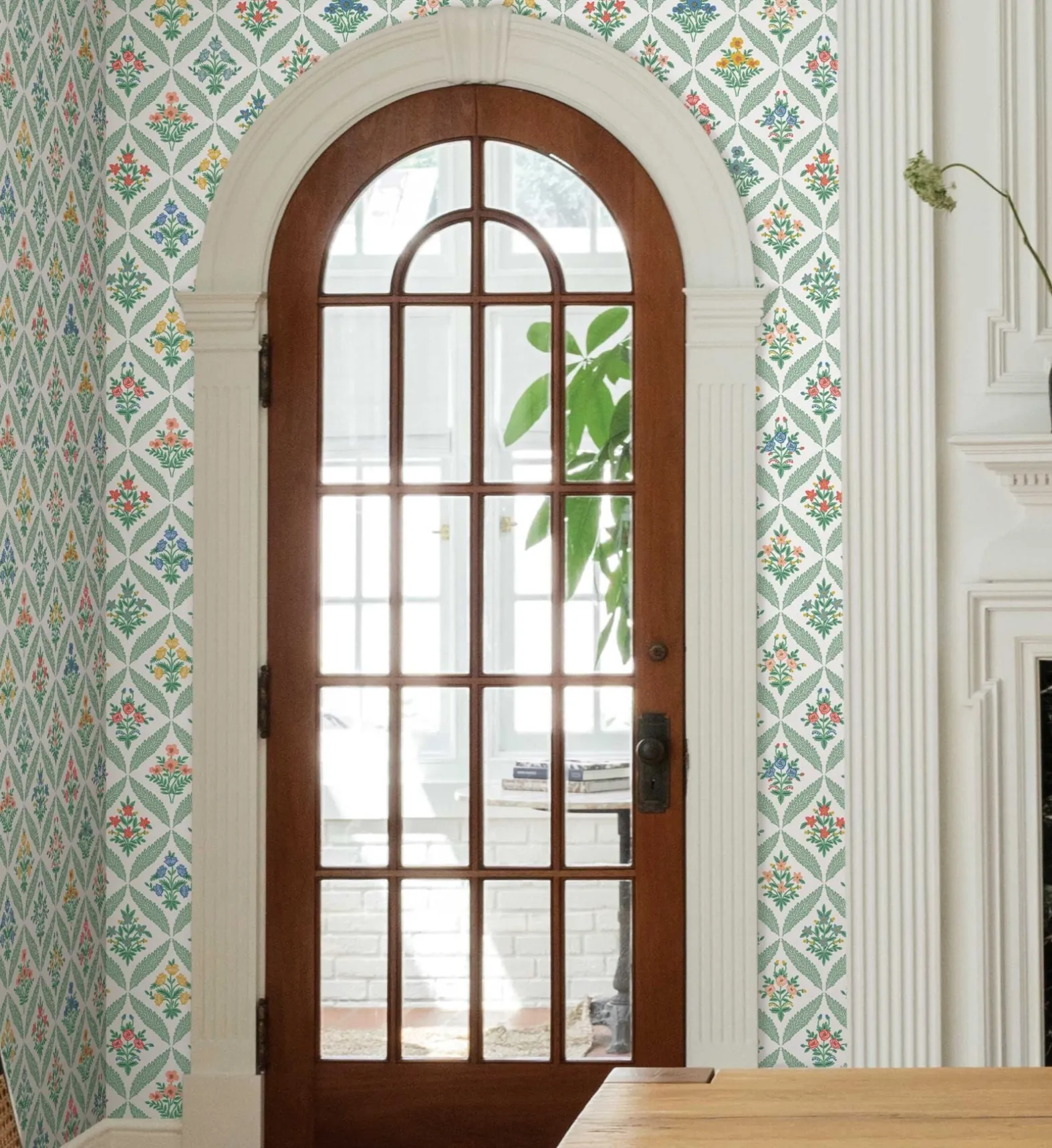 Estee Garden Wallpaper