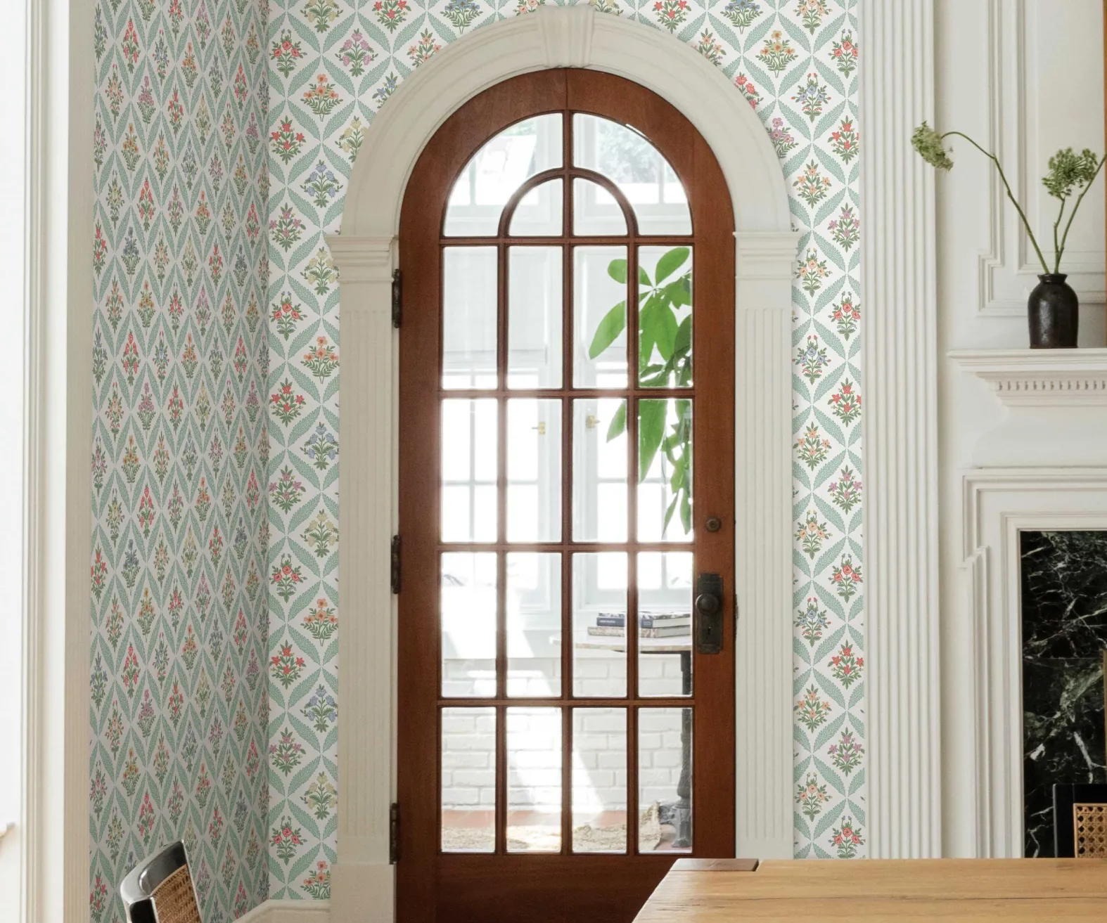Estee Garden Wallpaper Sample