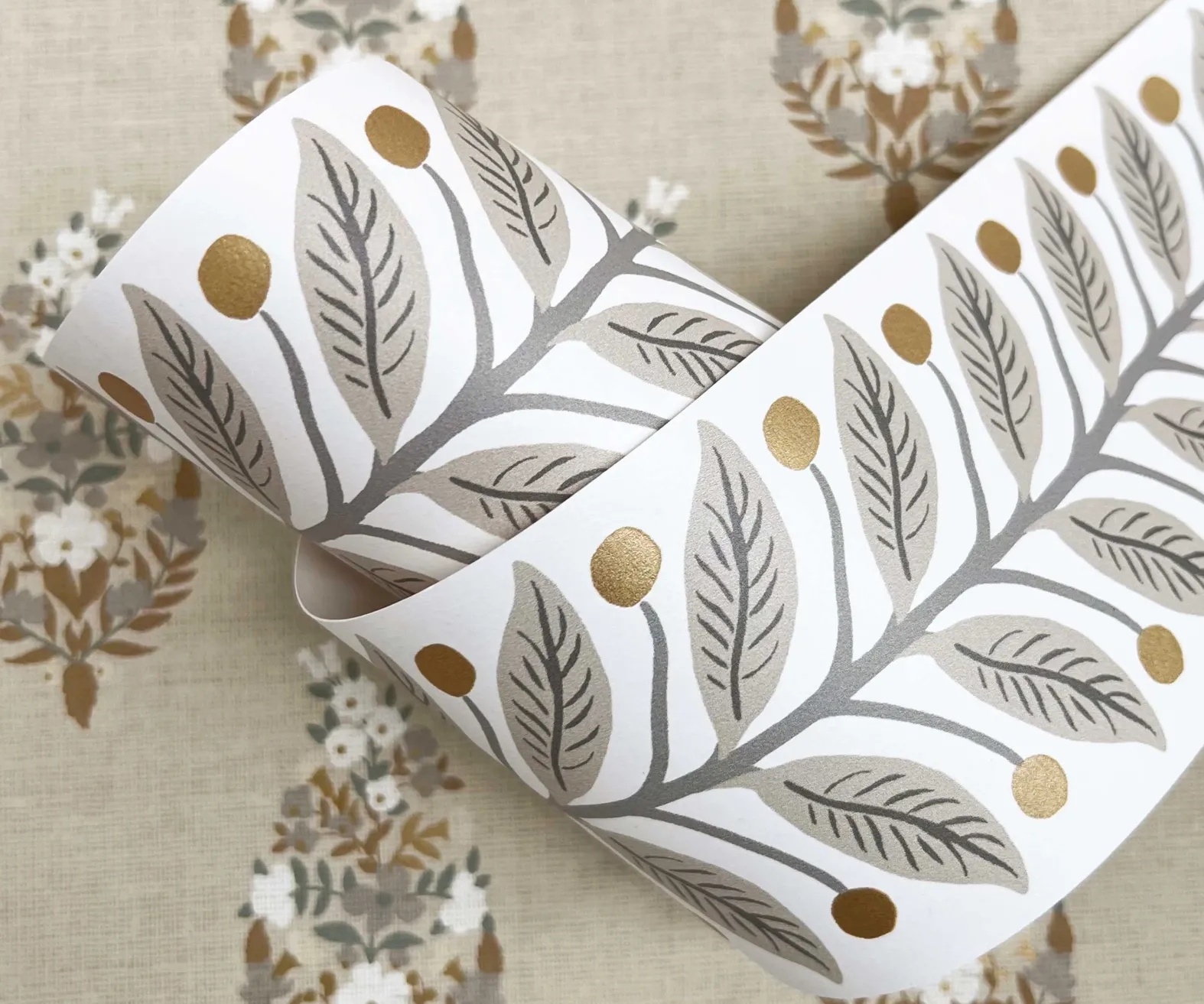 Garden Trim Wallpaper