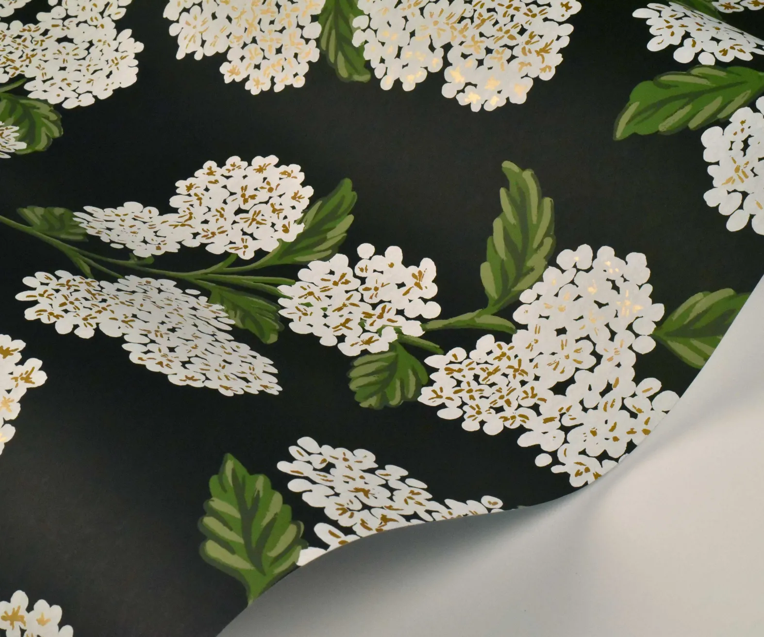 Hydrangea Wallpaper Sample
