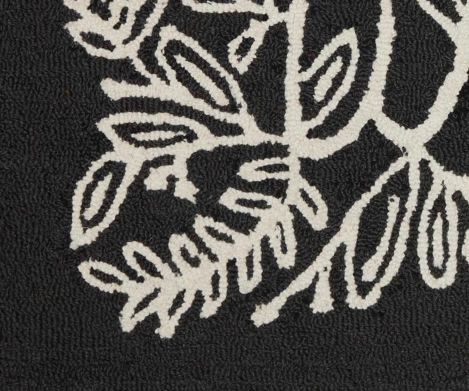 Minnie Welcome Wool-Hooked Rug