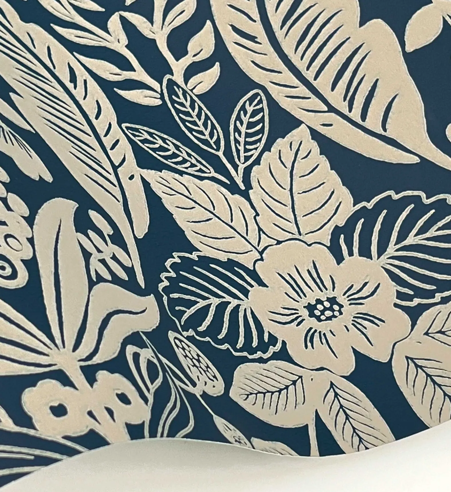 Pineapple Damask Wallpaper