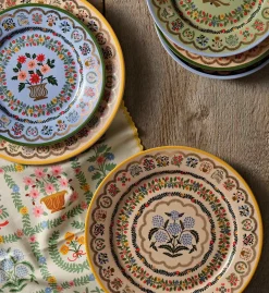 Porcelain Dinner Plate Set