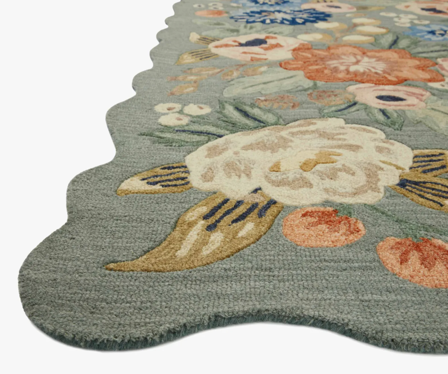 Vintage Blossoms Wool-Hooked Rug