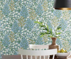 Wildwood Garden Wallpaper Sample